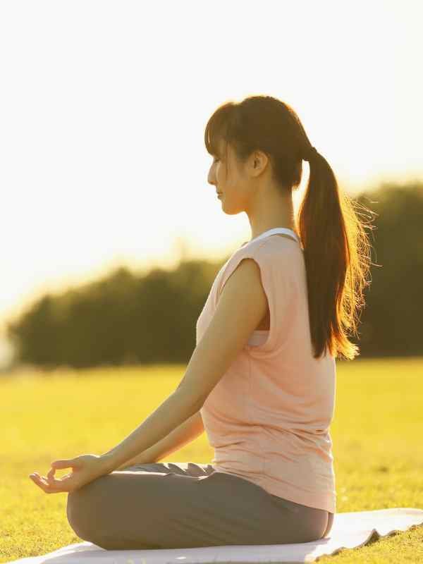 Emotional-First-Aid-Steps-Immigrants-Can-Practice-Daily