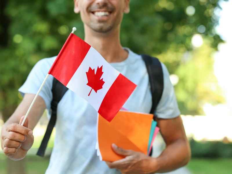 Settlement-Tips-for-Newcomers-in-Canada